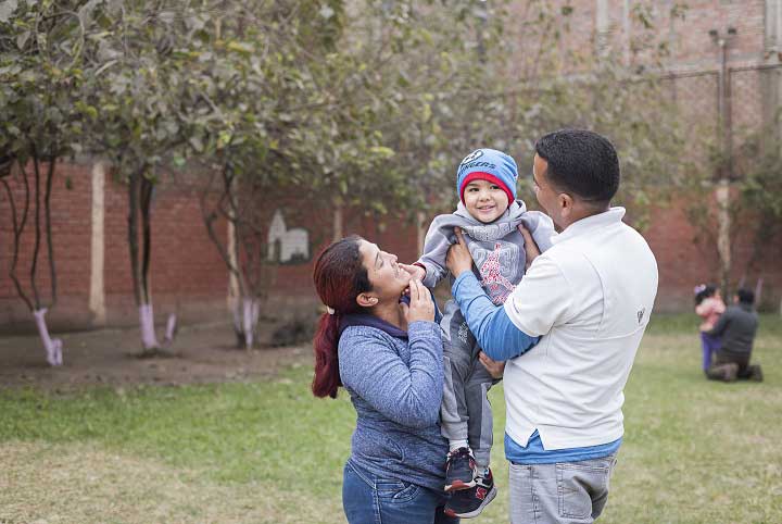 familia-venezolana-(1).jpg familia-venezolana-(1).jpg
